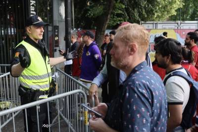 Her griper politiet inn i folkehavet: – Det er hundre prosent sikkert!