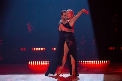 «Skal vi danse»: Helene Spilling åpnet showet