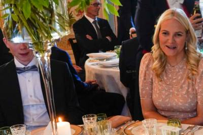 I fyr og flamme etter møte