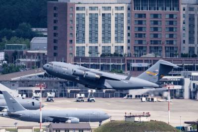 Reuters: Trump vurderer å trekke tilbake amerikanske styrker fra Europa