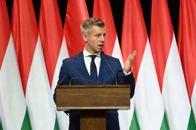 Ungarn opphever anti-LHBT-lovgivning