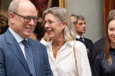 Familien samles: Venter uttalelse