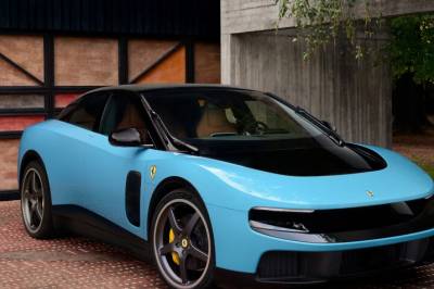 Ferrari uten følelser - eller en ny Tesla?