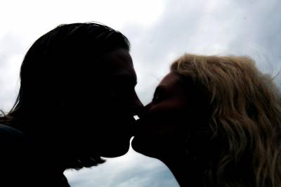 Kyssing er mange millioner år eldre enn menneskeheten