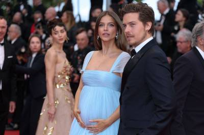 Dylan Sprouse (33) og Barbara Palvin venter sitt første barn