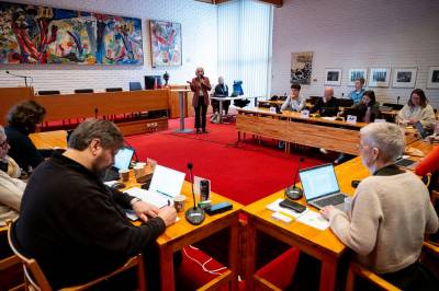 Vurderer skjenking hele natta under VM