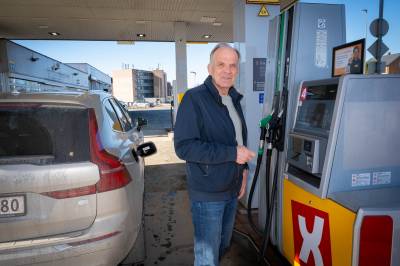 Antyder 35 kroner literen: Arne måtte bare stoppe da han så prisen