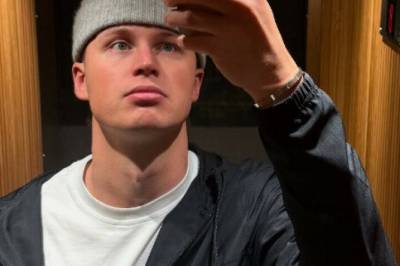Avslører flørt med influenser