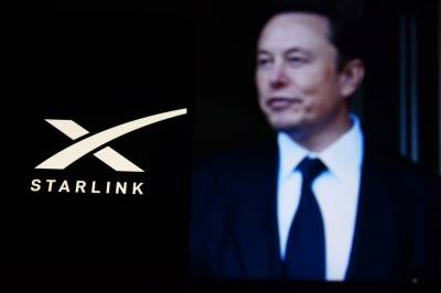 Musk sier at innsatsen for å blokkere russisk bruk av Starlink har fungert