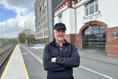 Drosje til over 4000 kroner etter togtrøbbel: – Aldri blitt behandlet så dårlig