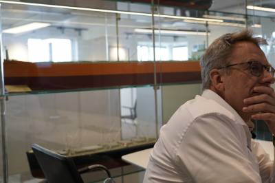 Frykter for sjøfolk i Hormuz: – Vi prøver å holde roen om bord