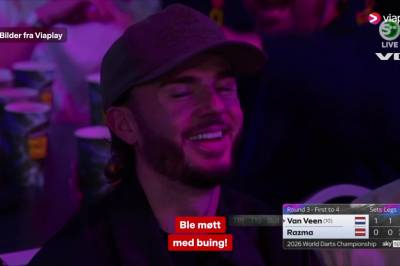 SE: Her blir Premier Leauge-stjernen buet på