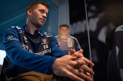 Avslører hemmelige møter: – Prøvde å gå i skjul