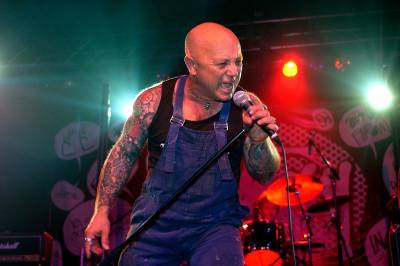Rose Tattoo-vokalist Angry Anderson er død