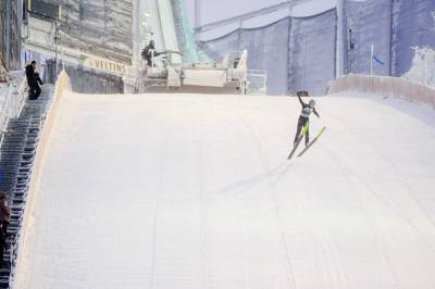 Avlyser hoppernes kvalifisering i Ruka: – Ujevne og farlige forhold