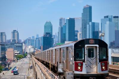 New Jerseys guvernør begrunner togbilletter til 100 dollar fra New York under fotball-VM: 