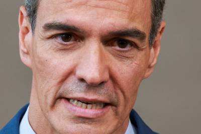 Han vil gi opphold til papirløse innvandrere. Over én million søkte på ordningen.