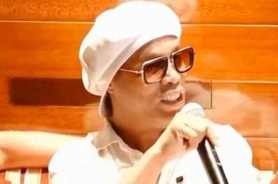 Ronaldinho gjør comeback