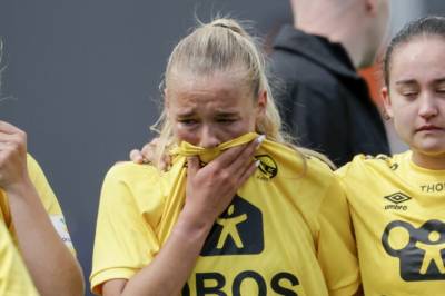 Oppløst i tårer etter sterkt poeng – nå kan klubben være historie