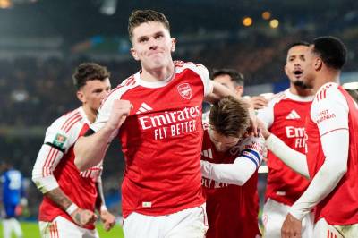 Arsenal tok første stikk i ligacupsemifinalen – slo Chelsea 3–2