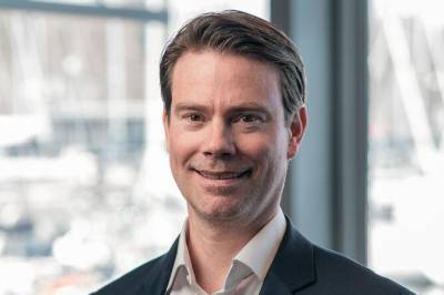 Forvalter Carl-Sigurd Synvis ser særlig god oppside for tørrbulk i 2026. Han anbefaler fem shippingaksjer.