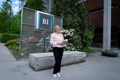 Hvor mange tar mastergrad i Norge?