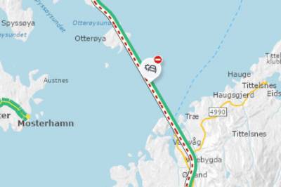 En person omkom etter frontkollisjon på E39