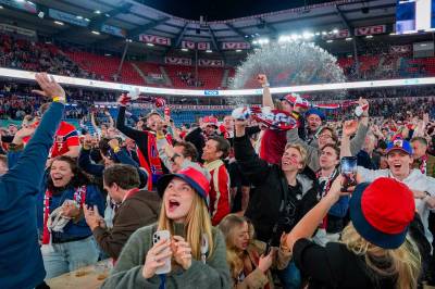 Så VM-bord til 50.000 kroner: Reagerer