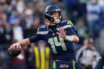 Seahawks slo Rams i NFL-semifinalen – jager revansj mot Patriots