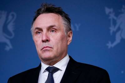 Forsvaret foreslår en rekke utsettelser, reduksjoner og kutt