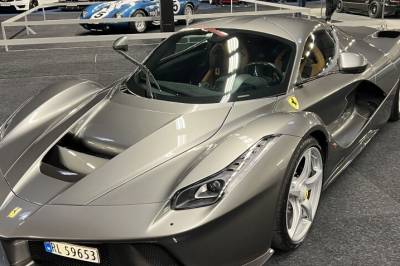 Nå kan du se sjelden Ferrari-samling