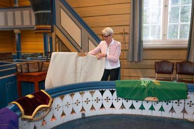 Feirer 200 år gammel kirke