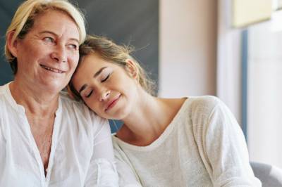 - Datteren vår utnytter oss. Hun vet at vi stiller opp med én gang hvis det er noe