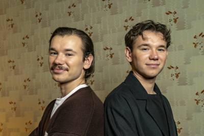 Anmelder låt for låt: – Litt overraskende