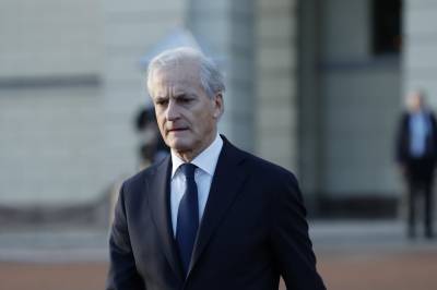 Støre møter pressen etter tolltrusselen