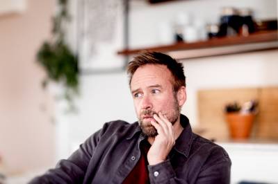 Mannen bak «Ølhunden Berit» vokste opp i Blystadlia: – Det var mye som ikke var så bra