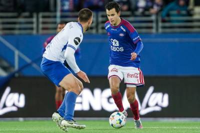 Gabriel Rajokovic ble tidenes yngste eliteseriespiller da Vålerenga vant seriepremieren
