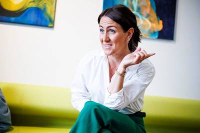 Brenna ut mot hamsterhjul-reklamene: – Gå på jobb