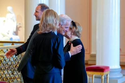 Ga en klem til dronning Sonja
