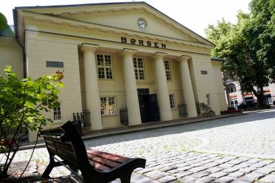 Oslo Børs åpner ned