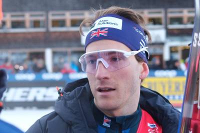 Rasende brite: – Jeg er jævlig forbanna!