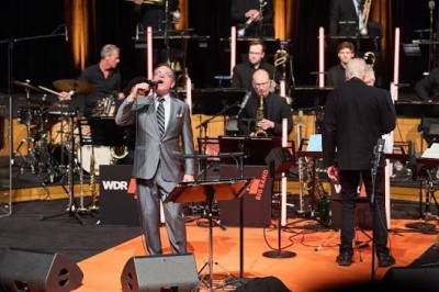 Kurt Elling and the WDR Big Band - In The Brass Palace