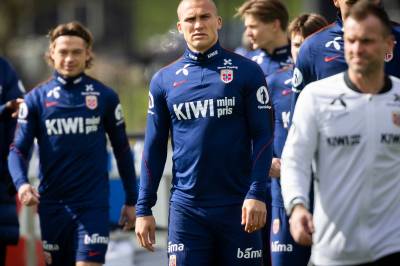 Landslagsspillerne om USA før VM: – Det går an å være så ærlig å si at det er problematisk