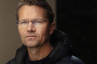 Martin Bech Holte med drøye påstander i ny bok