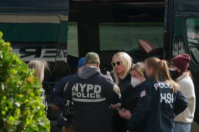 Bryter tausheten etter pågripelsen