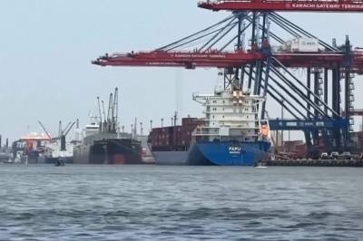 Pakistans havner merker Hormuz-presset: – Vi får en del av kaken, kan man si