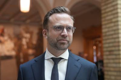 Fanget i en stormvind