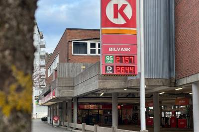 Raser etter at dieselprisene økte: – Uakseptabelt