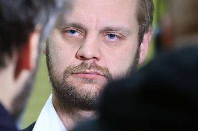 Kongehuset bør hyre Mímir Kristjánsson som PR-rådgiver
