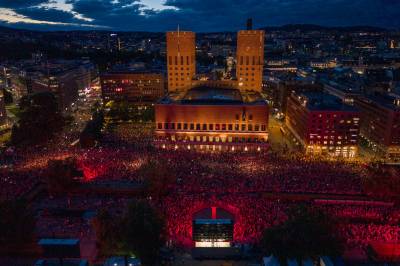 Varsler stengte veier i Oslo under kvartfinalen: – Ta beina fatt